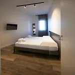 Che Vista טרני